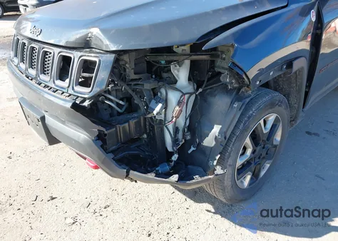 2018 Jeep Compass Trailhawk 4X4 z USA, uszkodzony, nr VIN 3C4NJDDB3JT367145